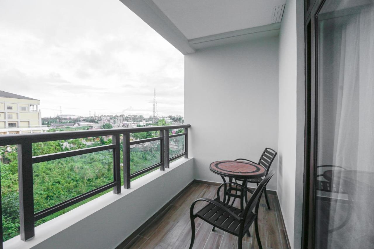 Hotel Casiana & Events Center Tagaytay Managed By Hii Tagaytay City Exteriör bild