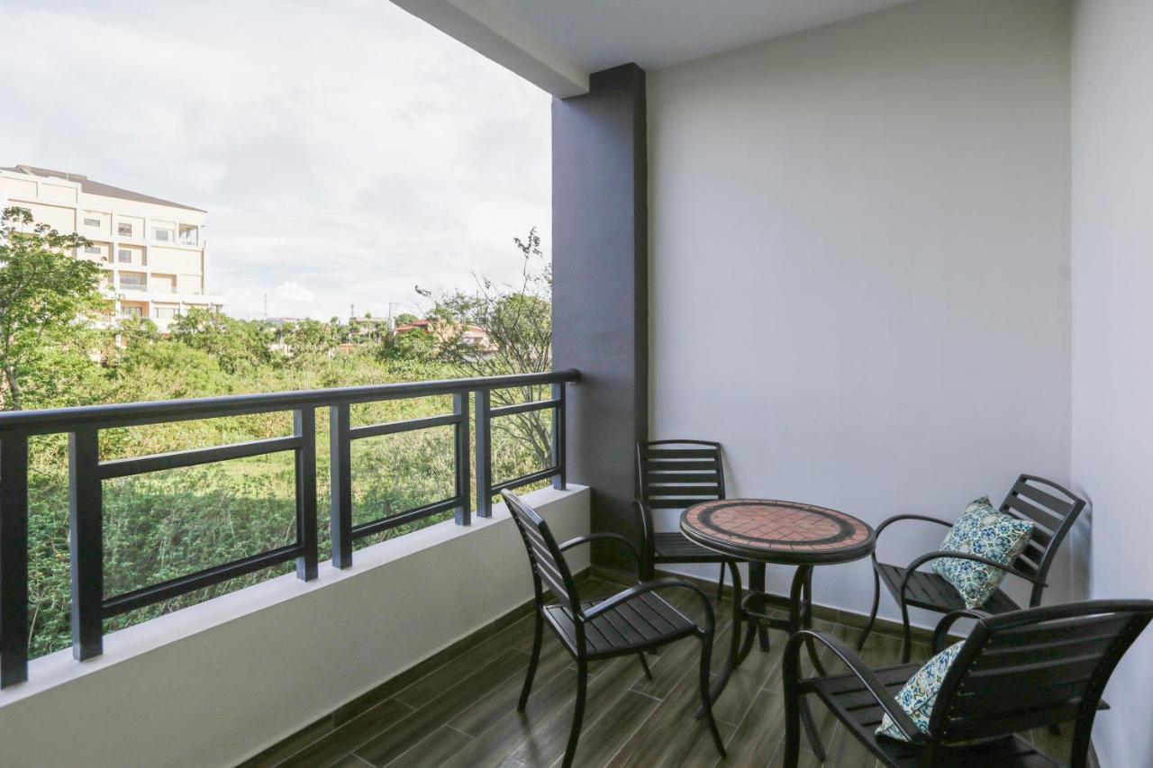 Hotel Casiana & Events Center Tagaytay Managed By Hii Tagaytay City Exteriör bild